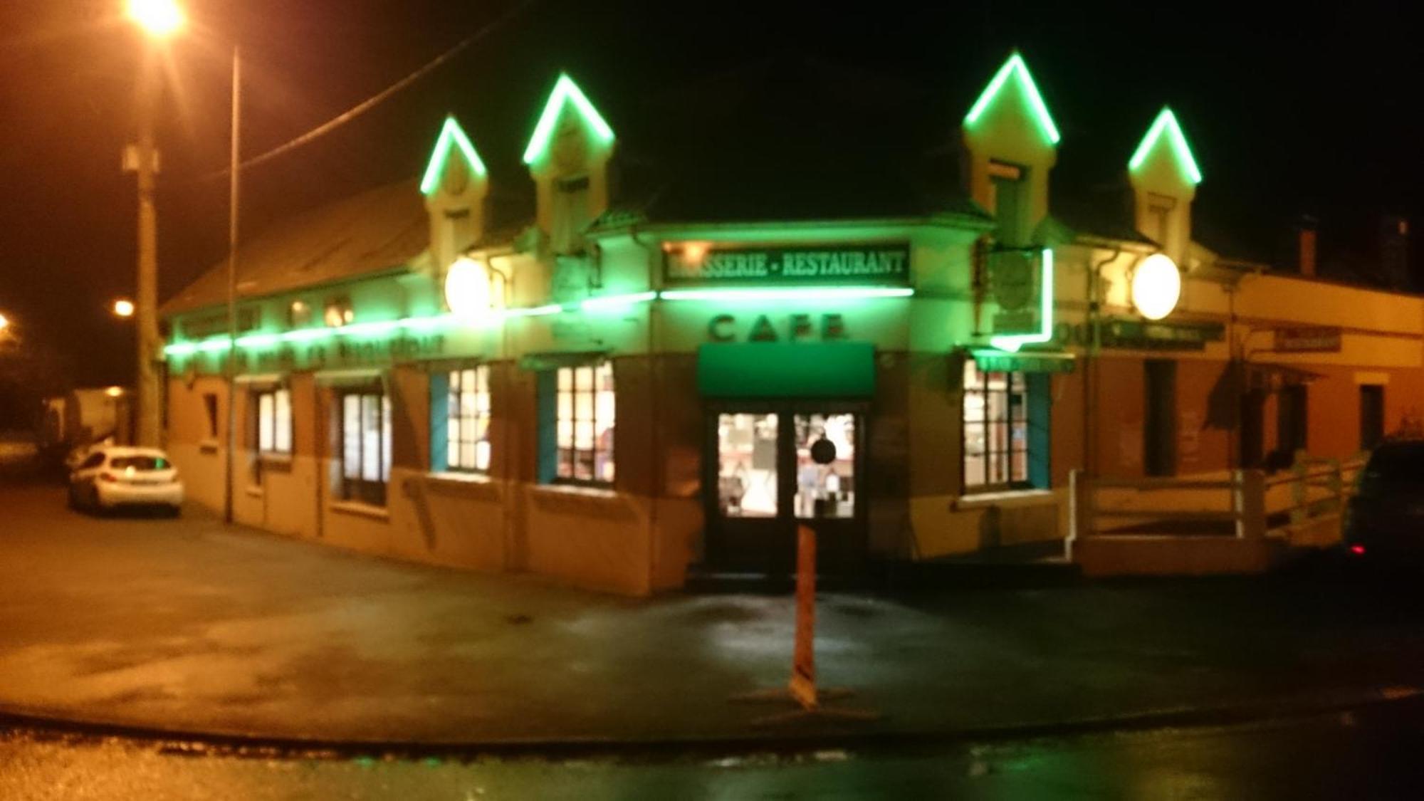 Le Relais De Risquetout Hem-Hardinval エクステリア 写真