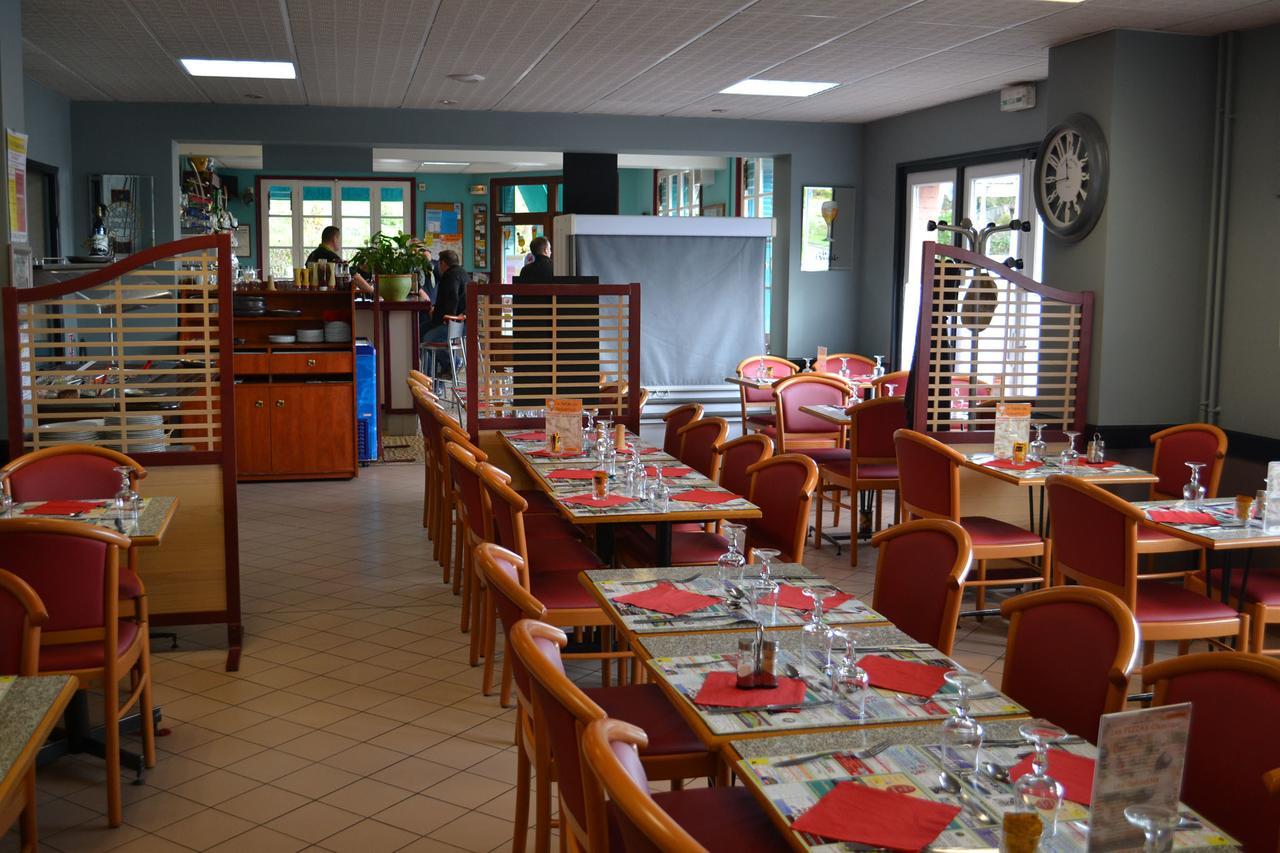 Le Relais De Risquetout Hem-Hardinval エクステリア 写真