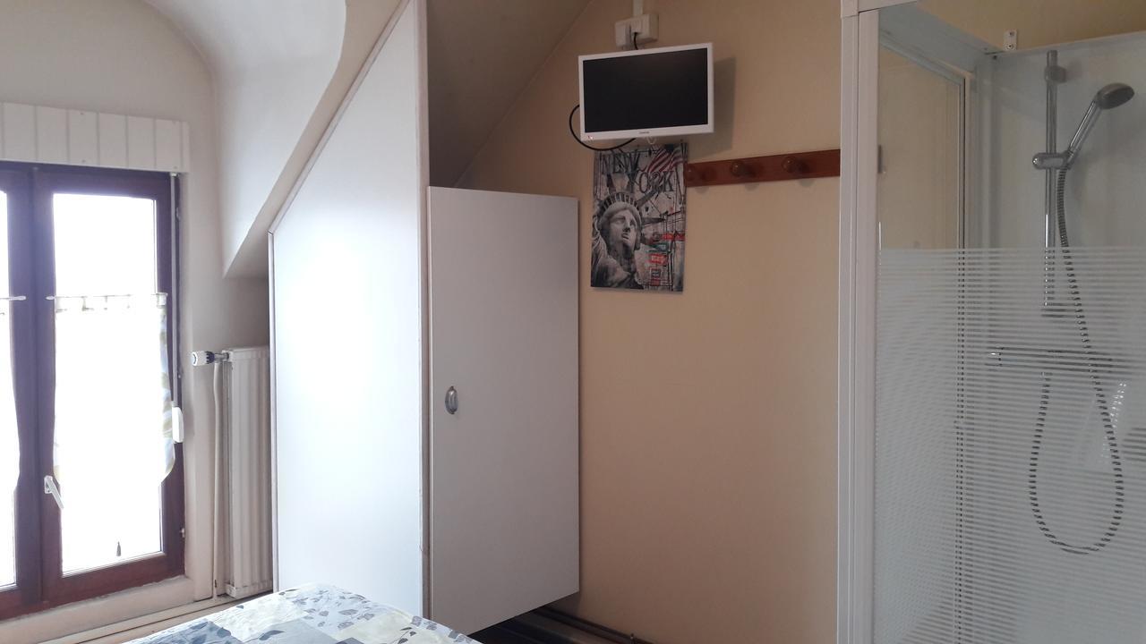 Le Relais De Risquetout Hem-Hardinval エクステリア 写真